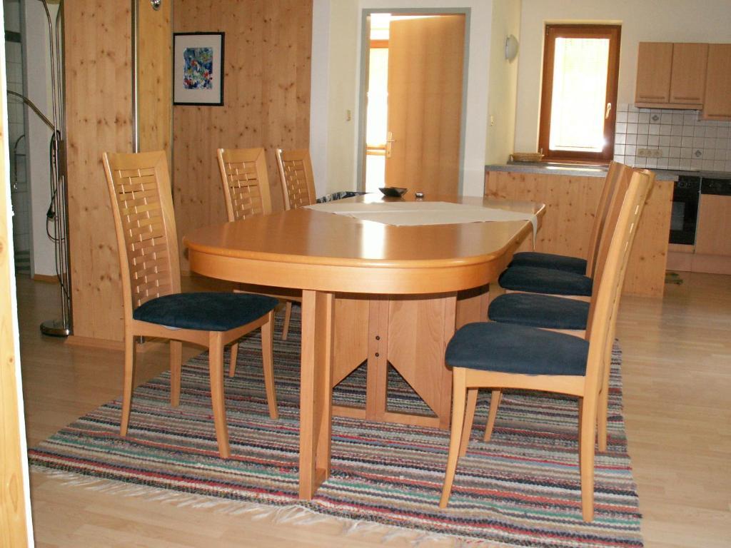 Apartament Haus Im Turm Bad Kleinkirchheim Pokój zdjęcie