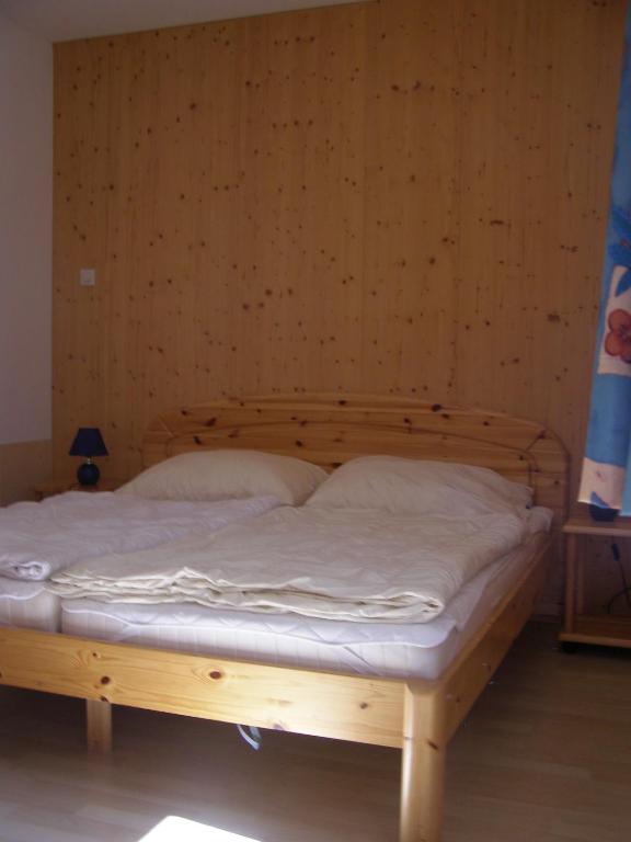 Apartament Haus Im Turm Bad Kleinkirchheim Pokój zdjęcie