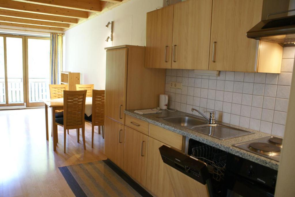 Apartament Haus Im Turm Bad Kleinkirchheim Pokój zdjęcie